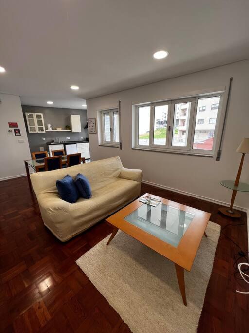 Casa Da Praca 2 Apartment เซาโจเอา ดา มาเดย์รา ภายนอก รูปภาพ